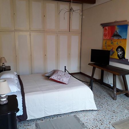 La Galleria تْشيتّا دي كاستيلّو المظهر الخارجي الصورة
